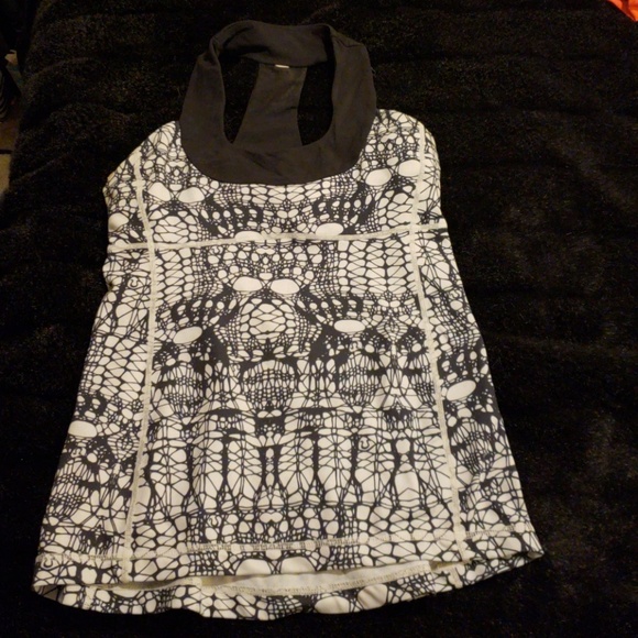 lululemon athletica Tops - Scoop neck tank
